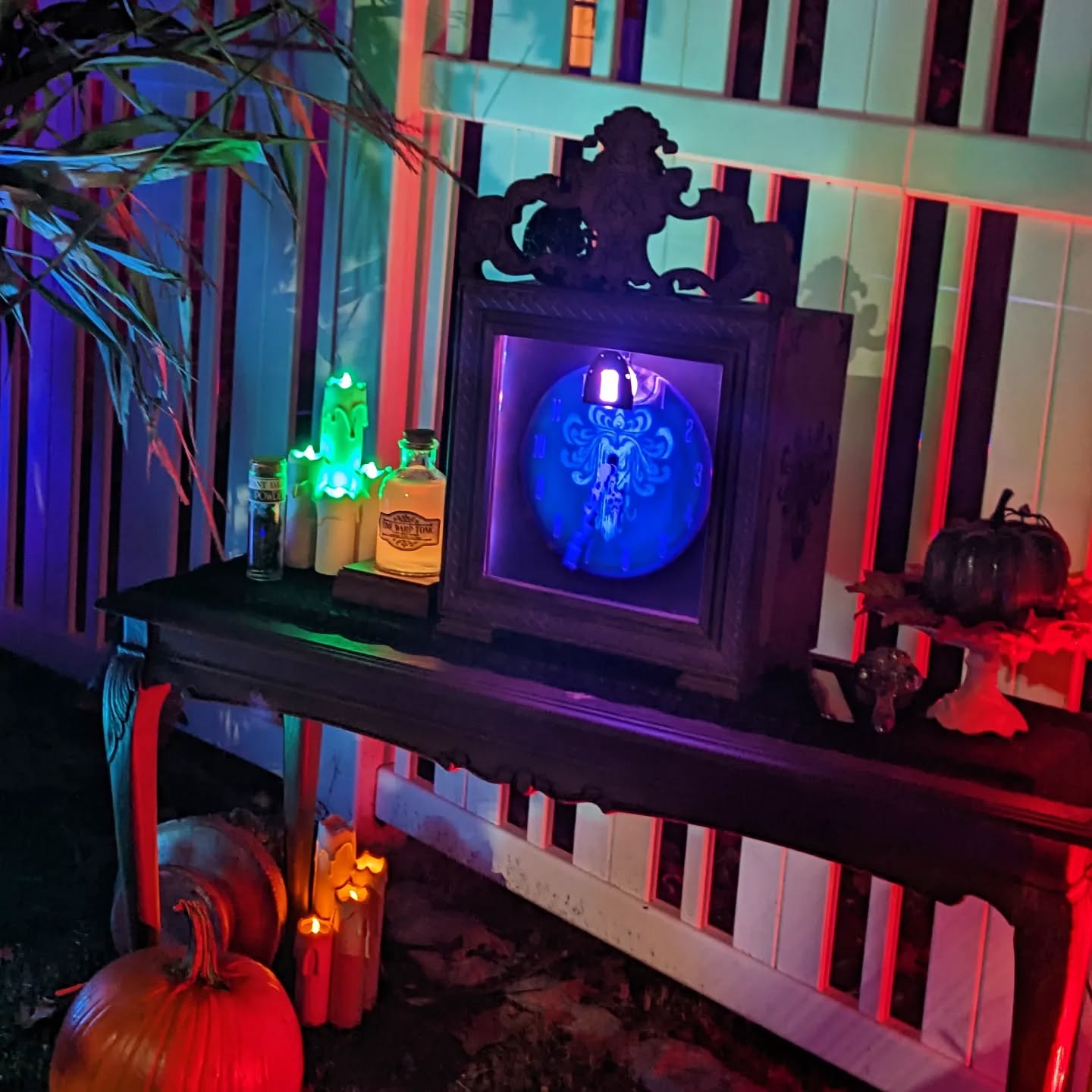 The time is upon us ! #themysticalcaravan #halloween #massapequa #hauntedmansion #wdw