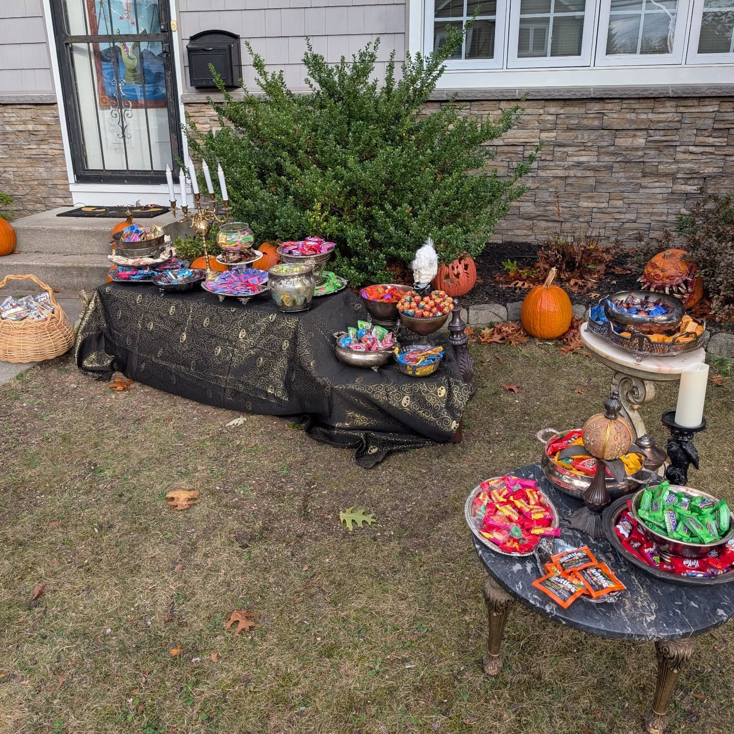 Happy Halloween 🎃 ! #themysticalcaravan #halloween